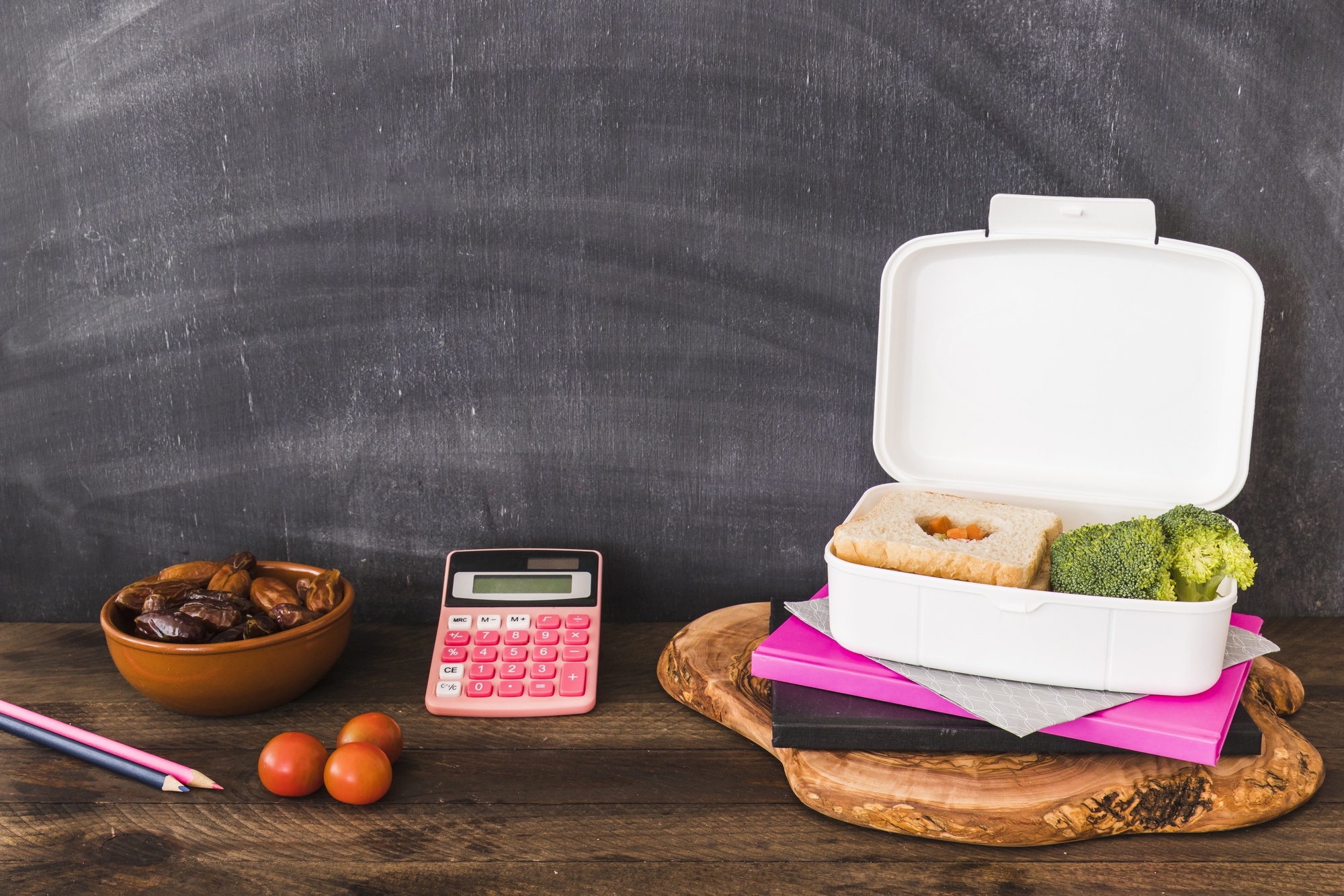Pricing visual with meal boxes